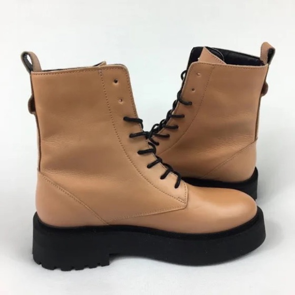 Who What Wear Jaclyn Tan Smooth Leather Platform Lug Combat Lace-Up Boots Sz 8.5